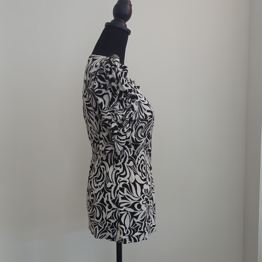 INC International Concepts Graphic Monochrome Puff Sleeve Short Sleeve Cardigan - Picture 4 of 7